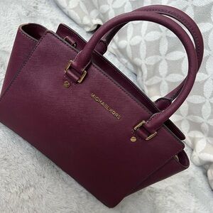 Michael Kors Women's Burgundy Handbag